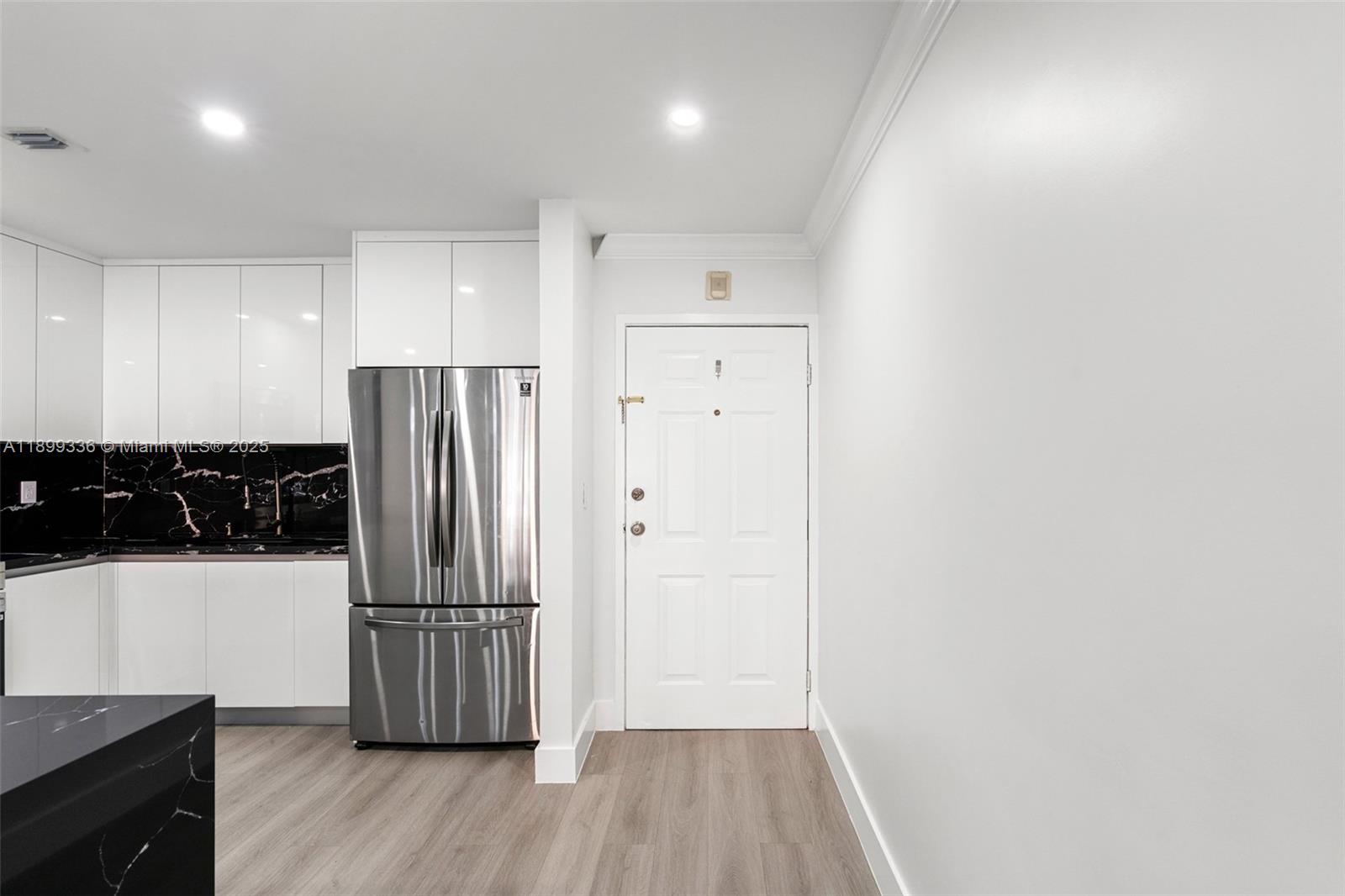 SUNSET PALMS EAST CONDO - Residential Lease