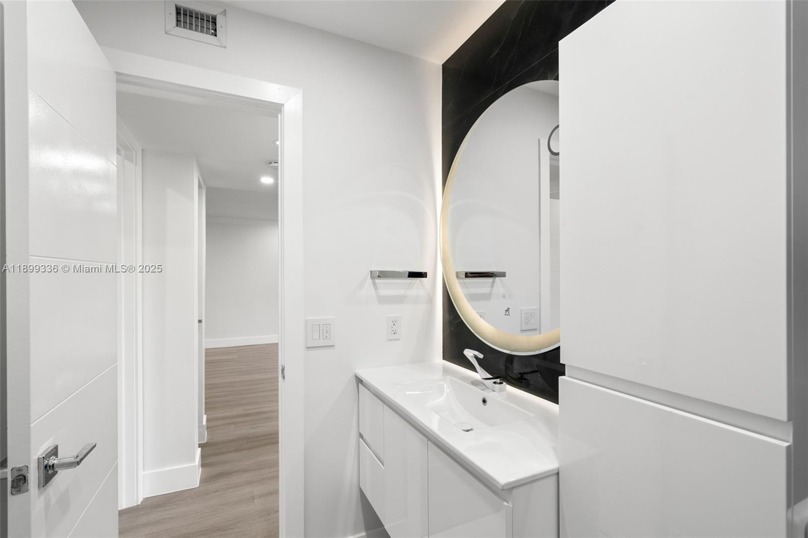 SUNSET PALMS EAST CONDO - Residential Lease