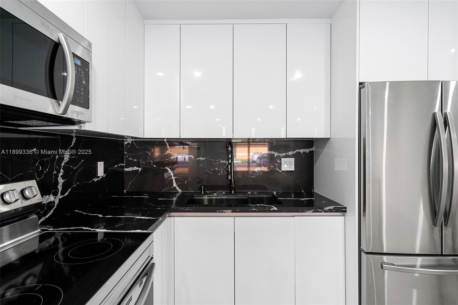 SUNSET PALMS EAST CONDO - Residential Lease