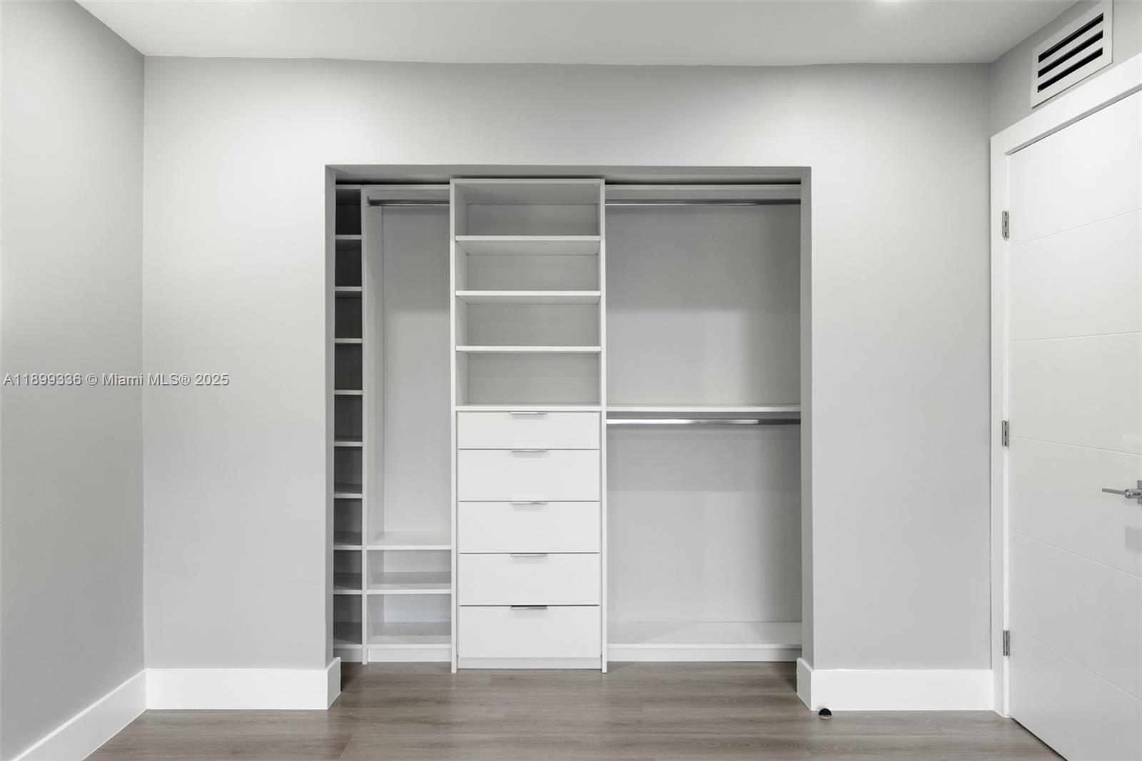 SUNSET PALMS EAST CONDO - Residential Lease