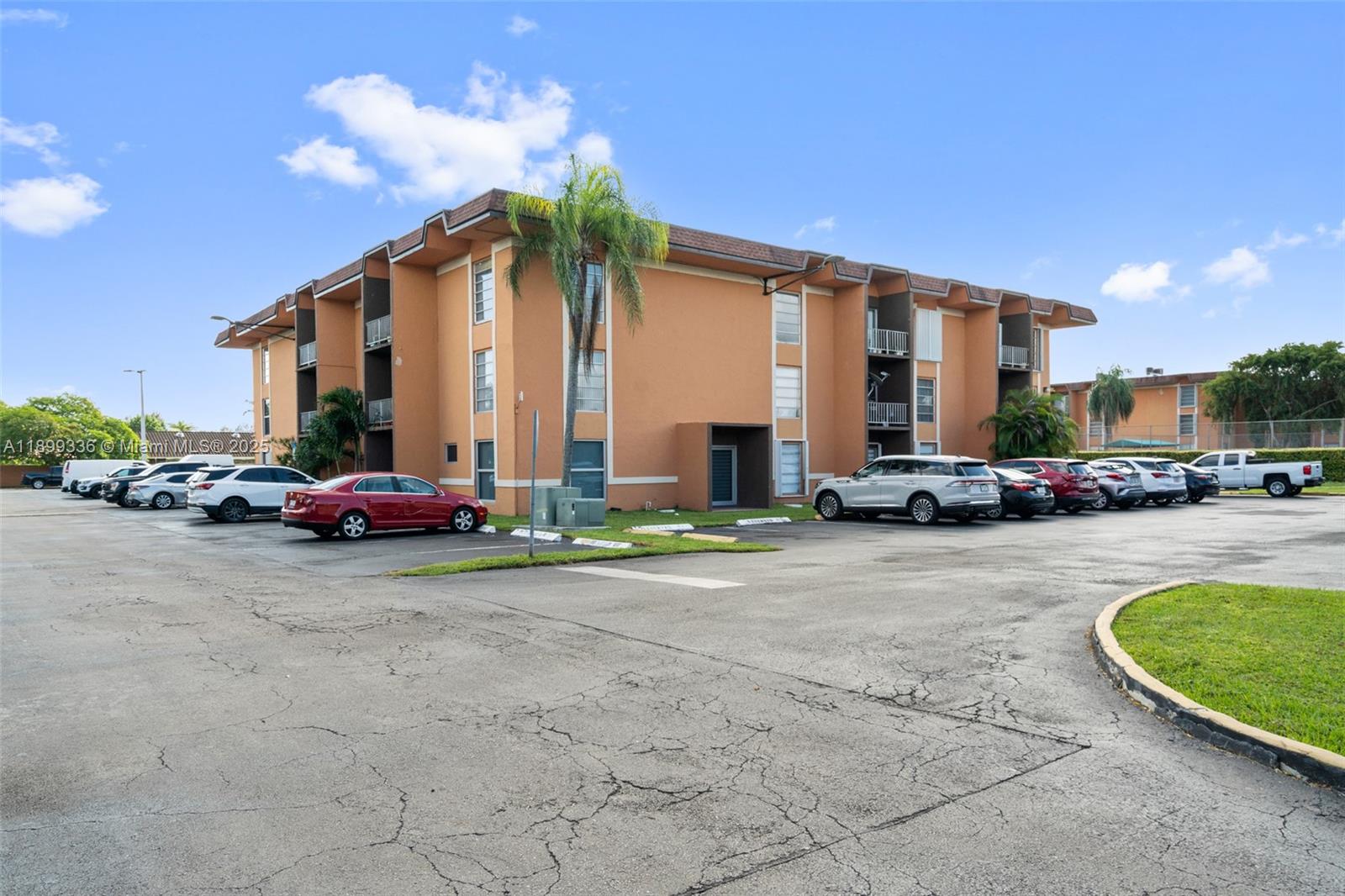 SUNSET PALMS EAST CONDO - Residential Lease