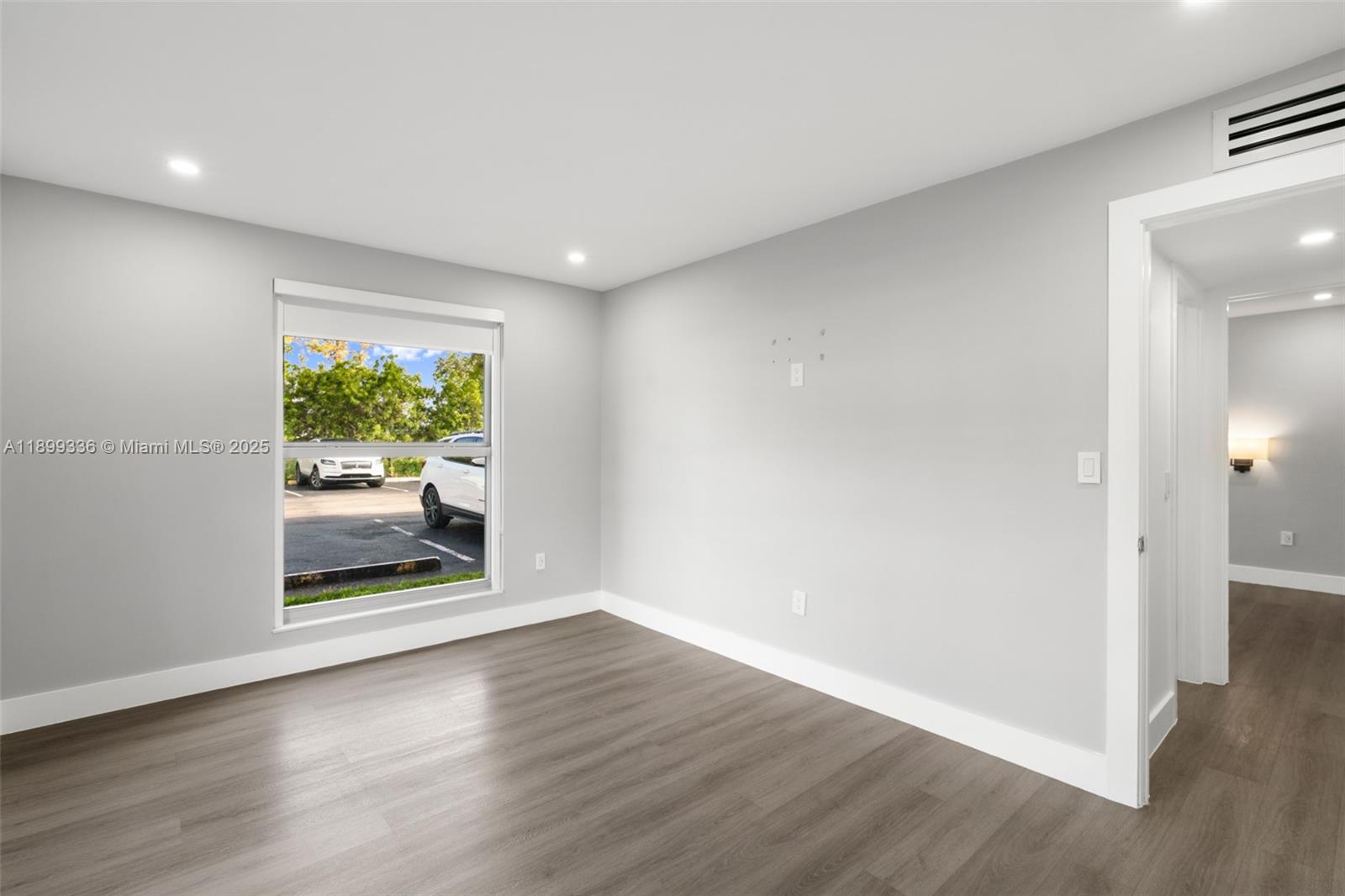 SUNSET PALMS EAST CONDO - Residential Lease