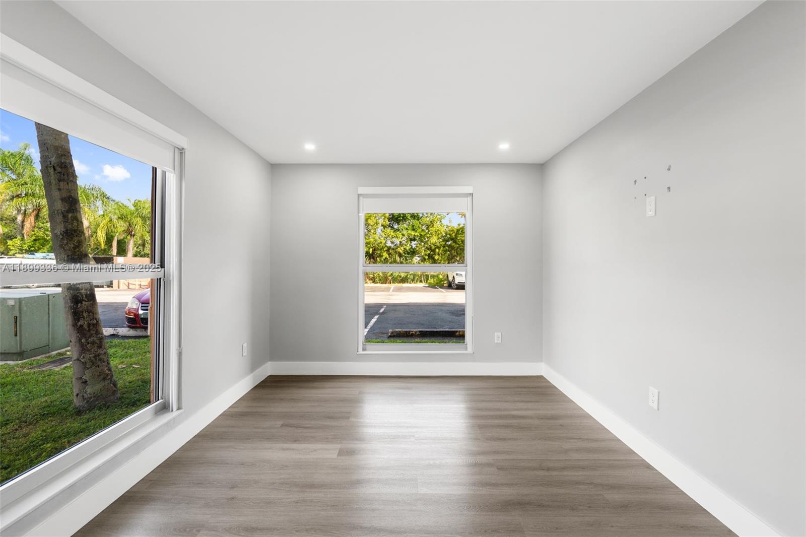 SUNSET PALMS EAST CONDO - Residential Lease