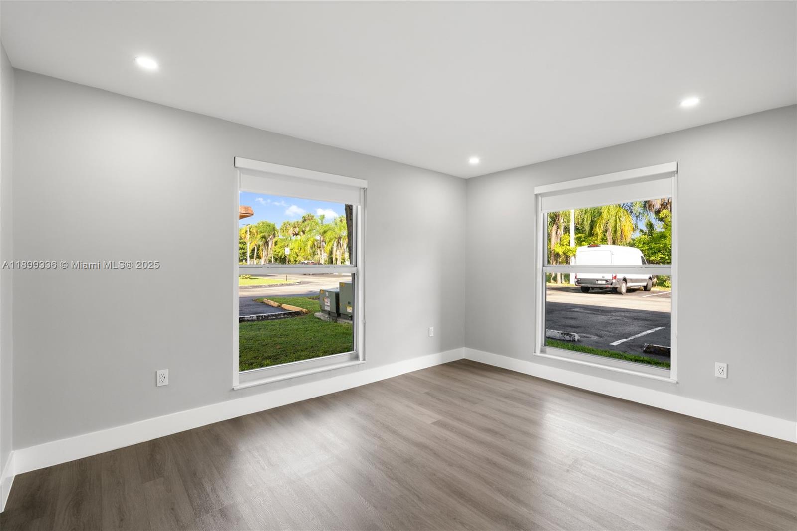 SUNSET PALMS EAST CONDO - Residential Lease