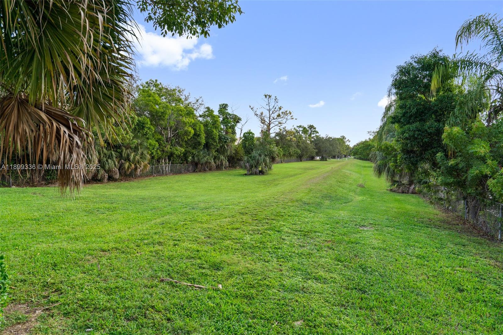 SUNSET PALMS EAST CONDO - Residential Lease