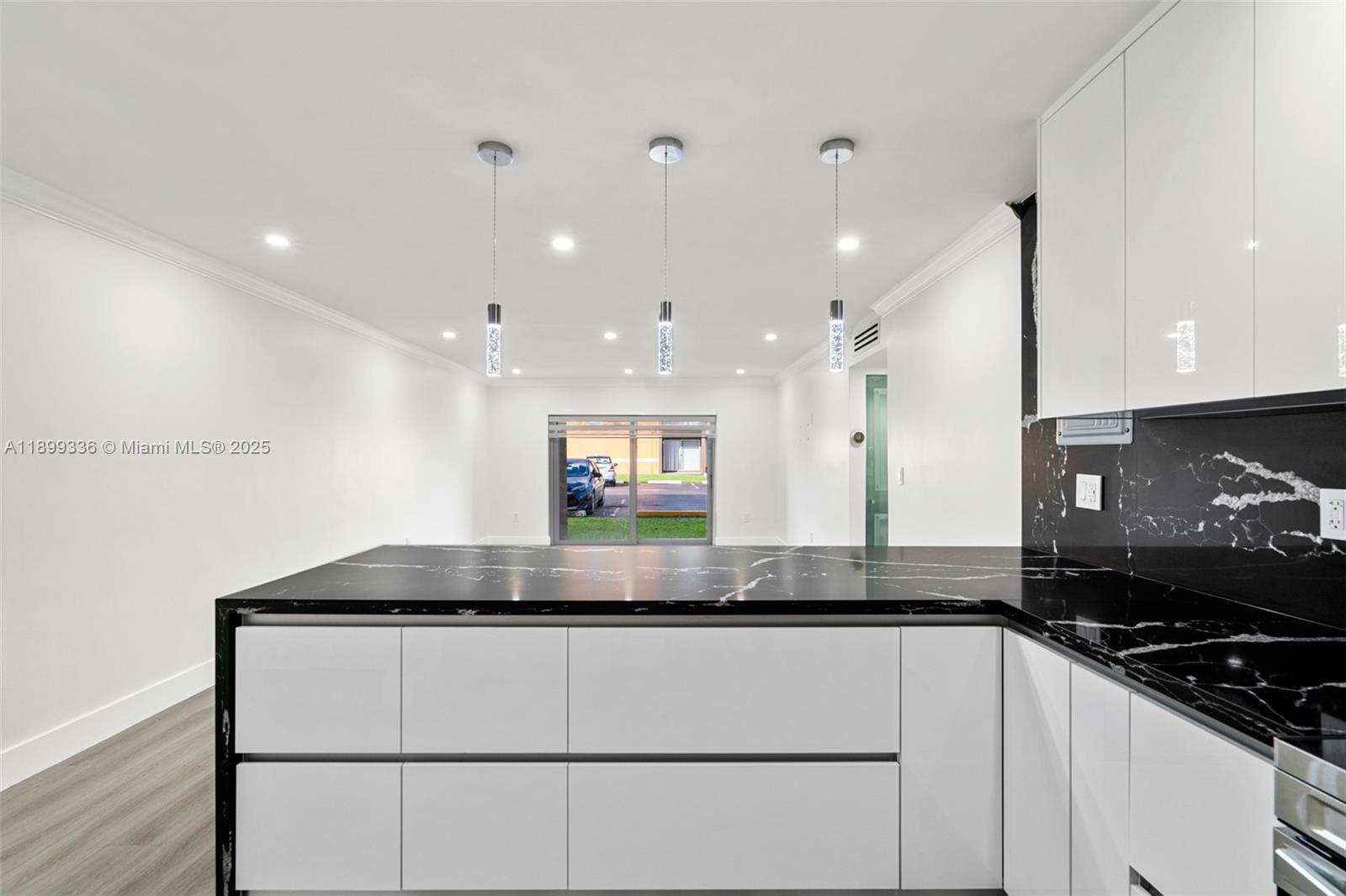 SUNSET PALMS EAST CONDO - Residential Lease