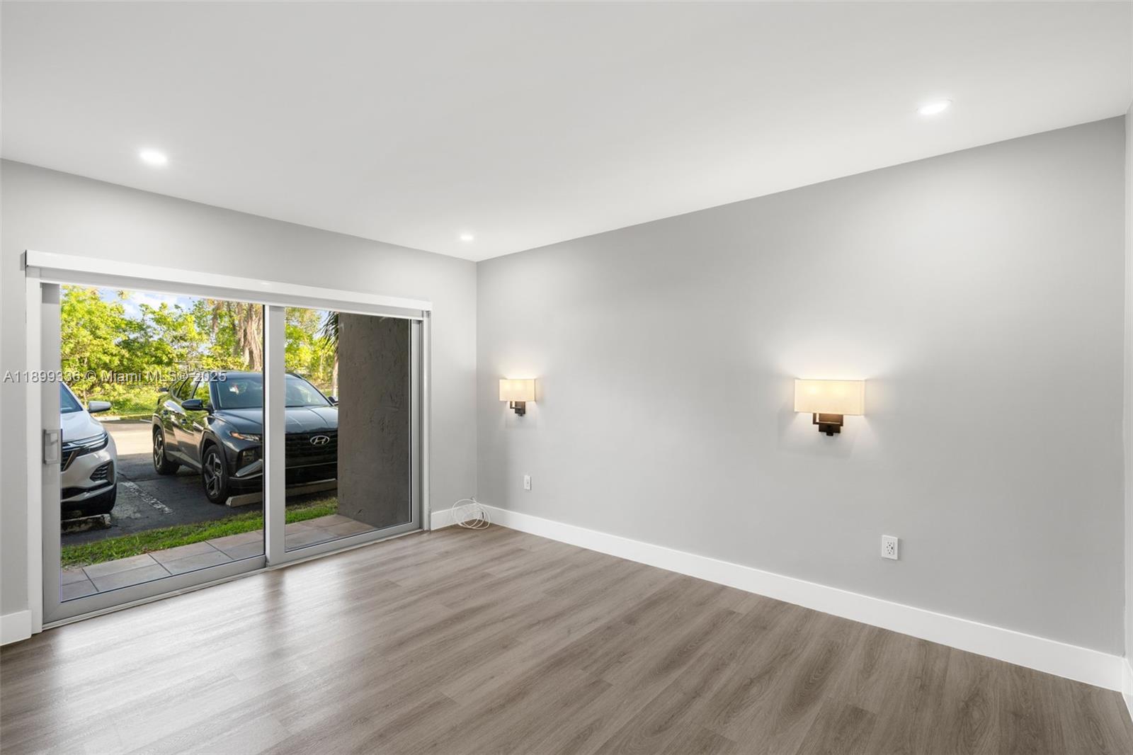 SUNSET PALMS EAST CONDO - Residential Lease