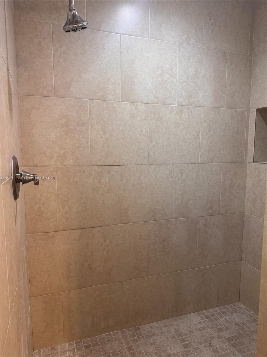 LAKE SURPRISE ESTATES - Residential