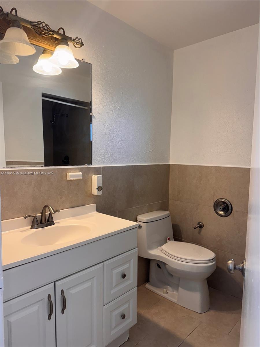 LAKE SURPRISE ESTATES - Residential