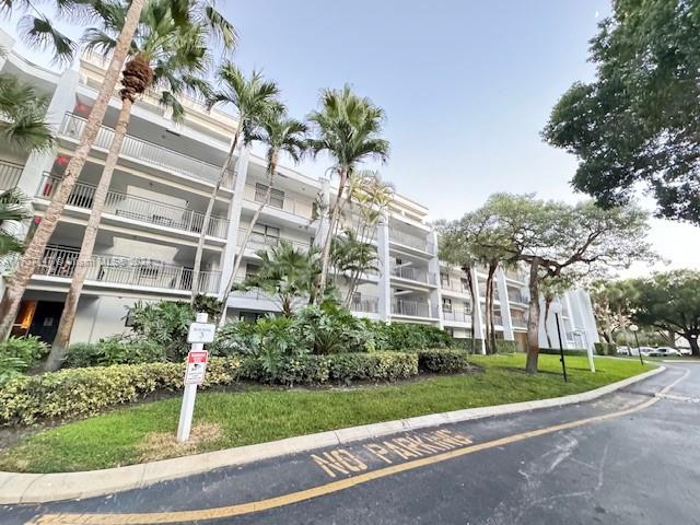 FAIRWAYS AT BONAVENTURE C - Residential Lease