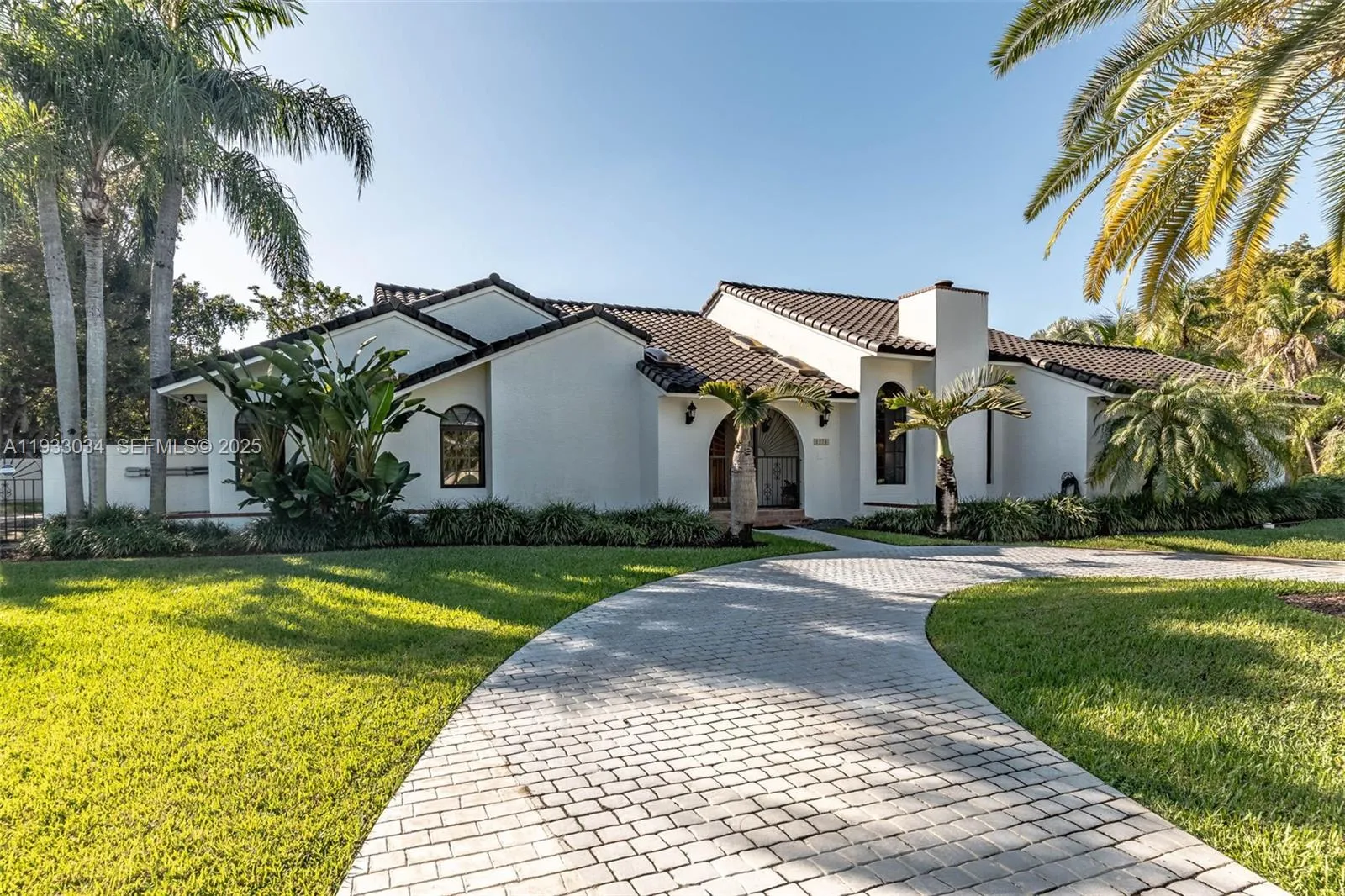 Palmetto Bay, Florida 33157, United States, 4 Bedrooms Bedrooms, ,3 BathroomsBathrooms,Residential,Active,257373