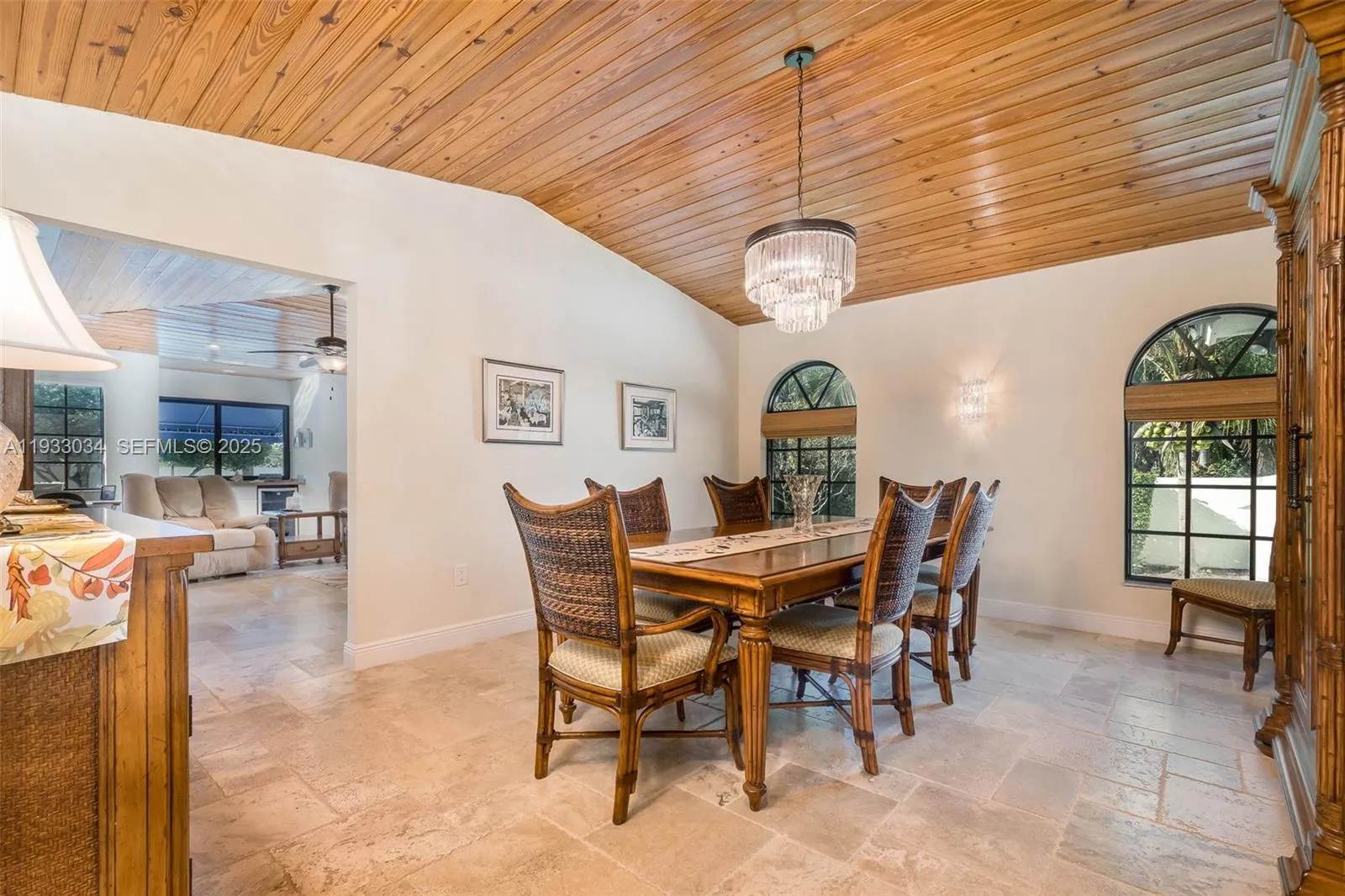 Palmetto Bay, Florida 33157, United States, 4 Bedrooms Bedrooms, ,3 BathroomsBathrooms,Residential,Active,257373