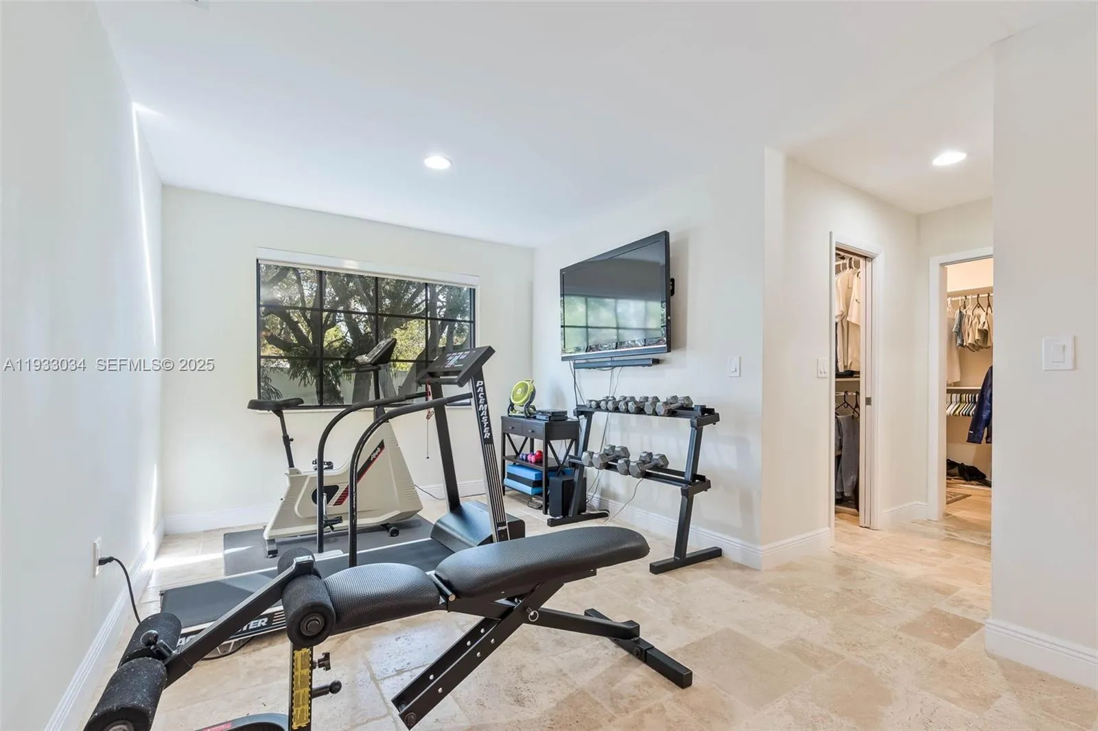 Palmetto Bay, Florida 33157, United States, 4 Bedrooms Bedrooms, ,3 BathroomsBathrooms,Residential,Active,257373