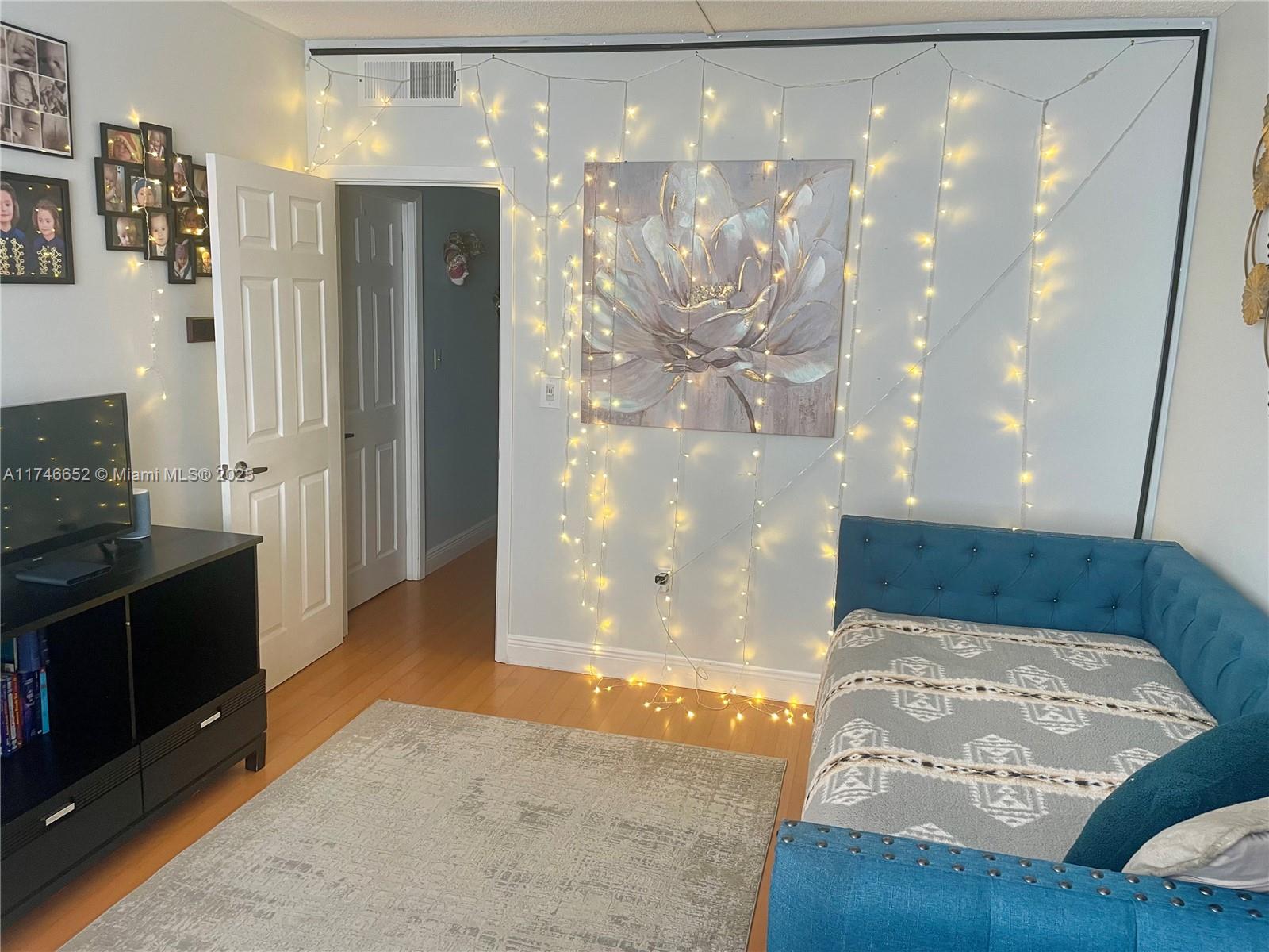 HEMISPHERES CONDO - Residential