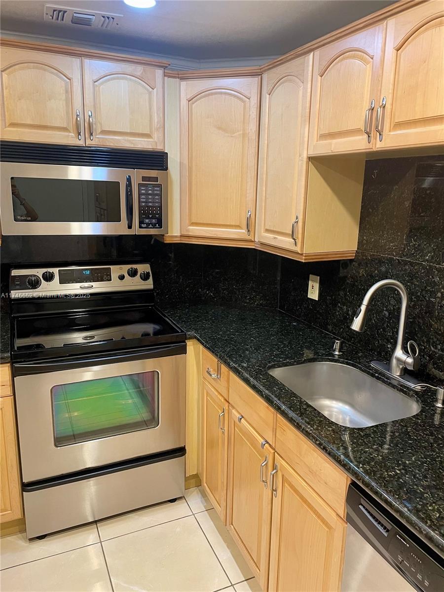 HEMISPHERES CONDO - Residential