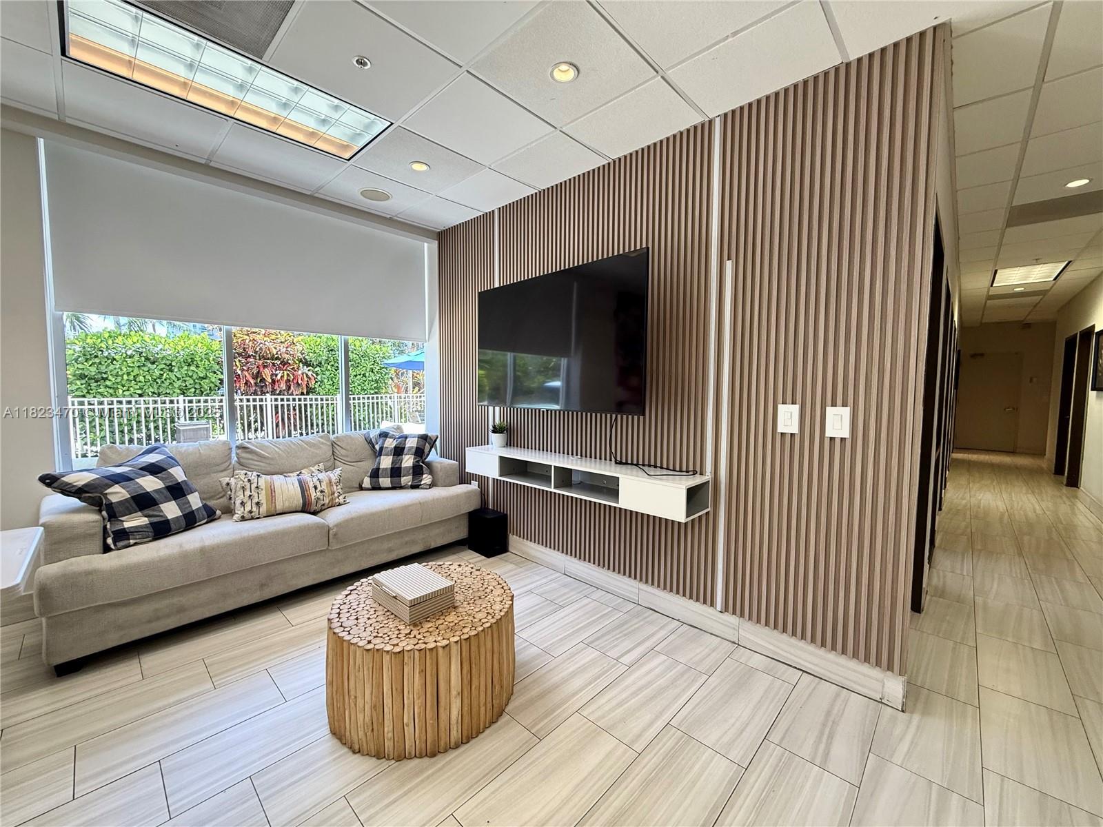 OCEANVIEW BUILDING A COND - Residential