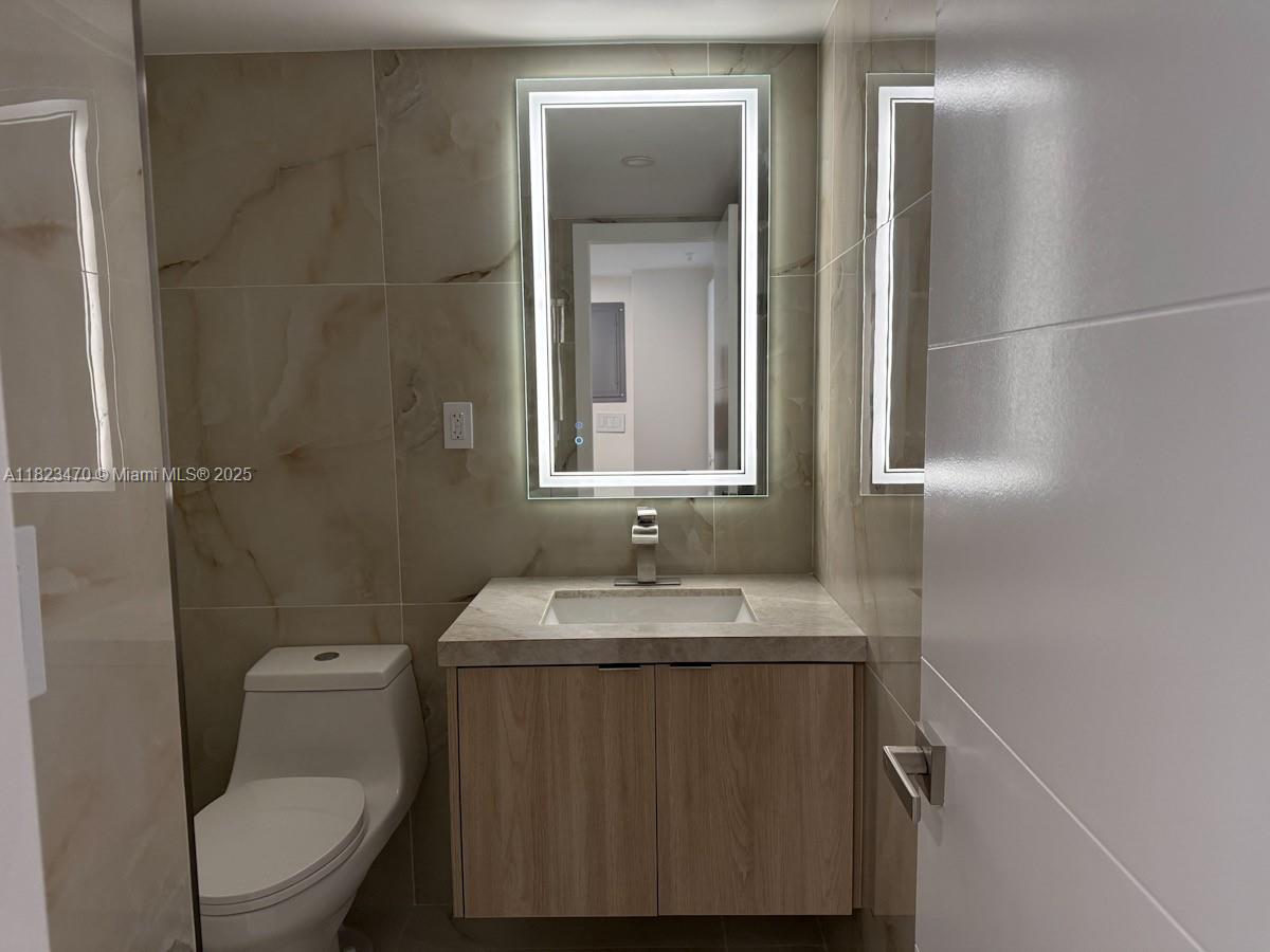 OCEANVIEW BUILDING A COND - Residential