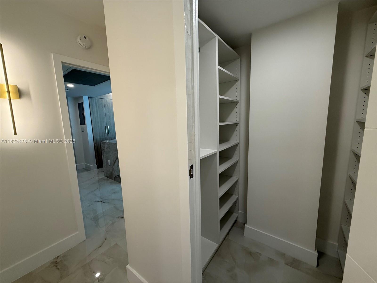 OCEANVIEW BUILDING A COND - Residential