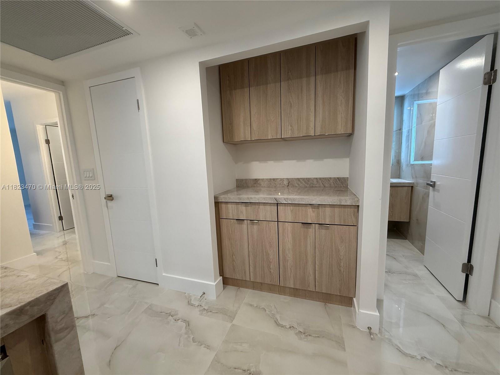 OCEANVIEW BUILDING A COND - Residential