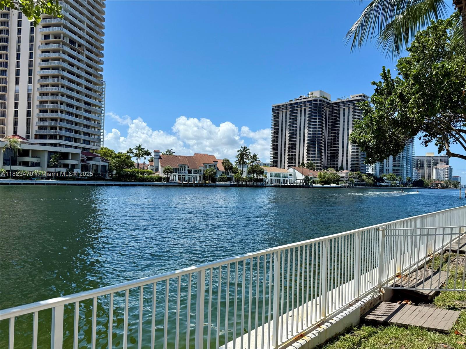 OCEANVIEW BUILDING A COND - Residential