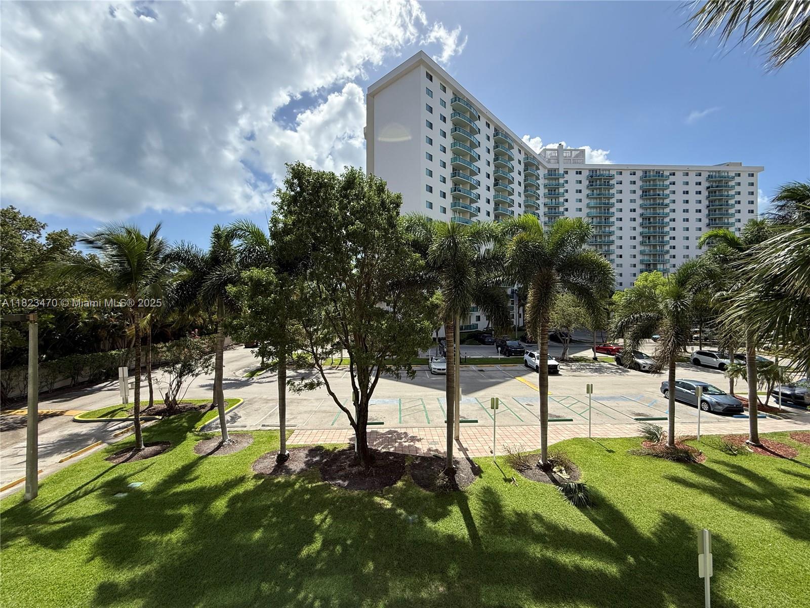 OCEANVIEW BUILDING A COND - Residential