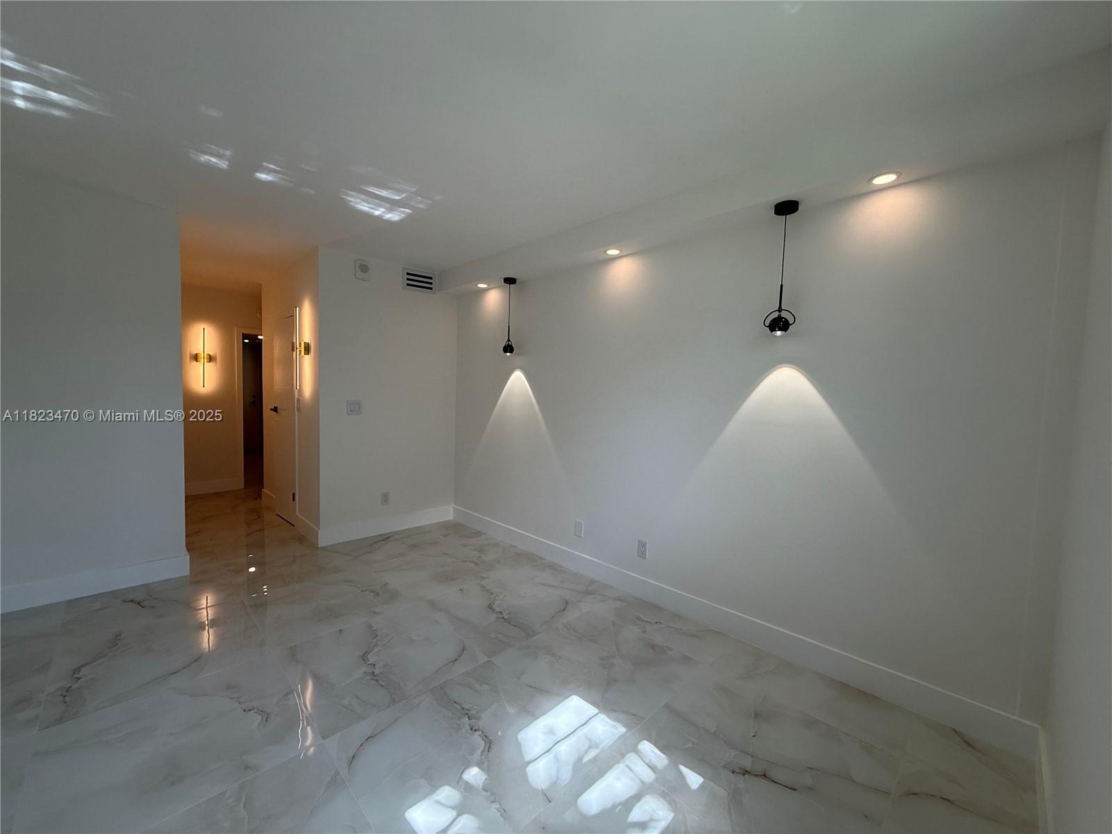 OCEANVIEW BUILDING A COND - Residential