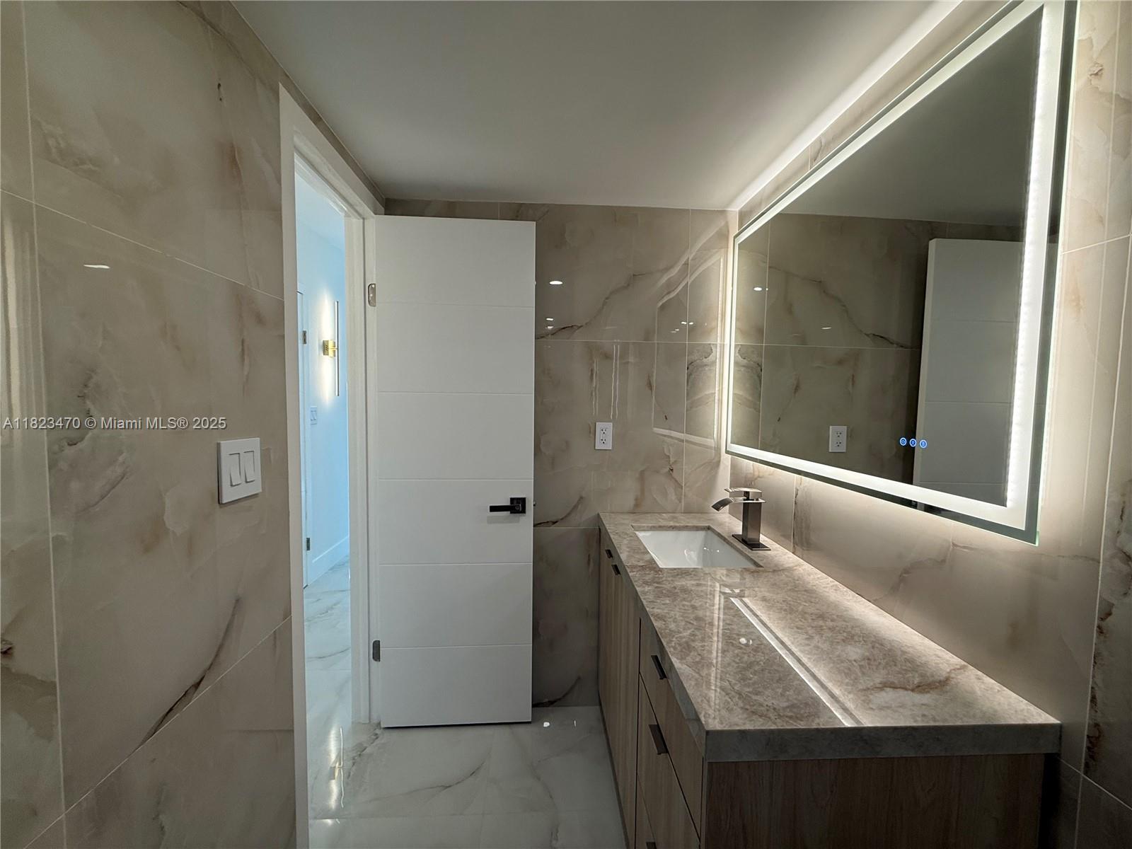 OCEANVIEW BUILDING A COND - Residential