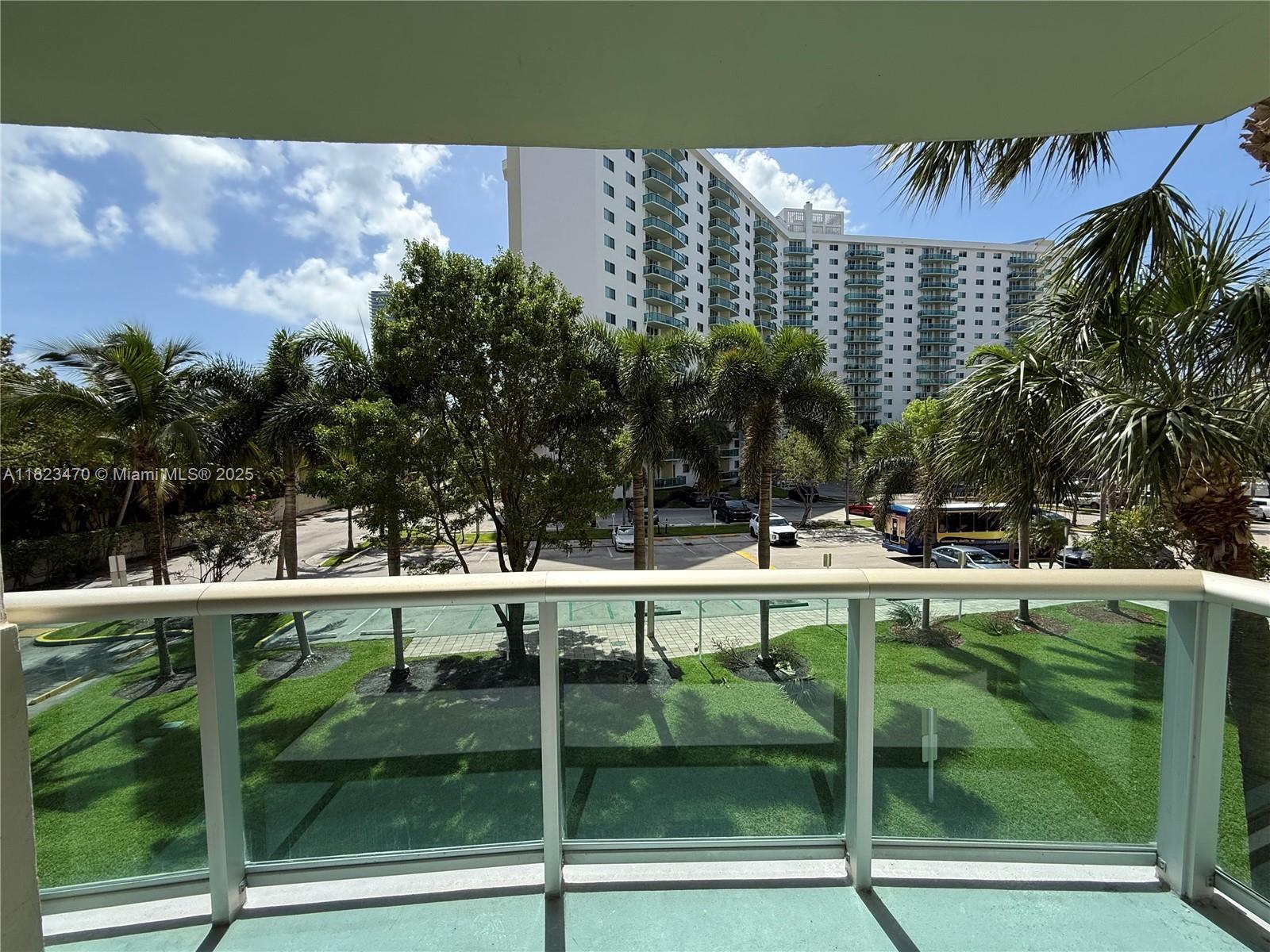 OCEANVIEW BUILDING A COND - Residential