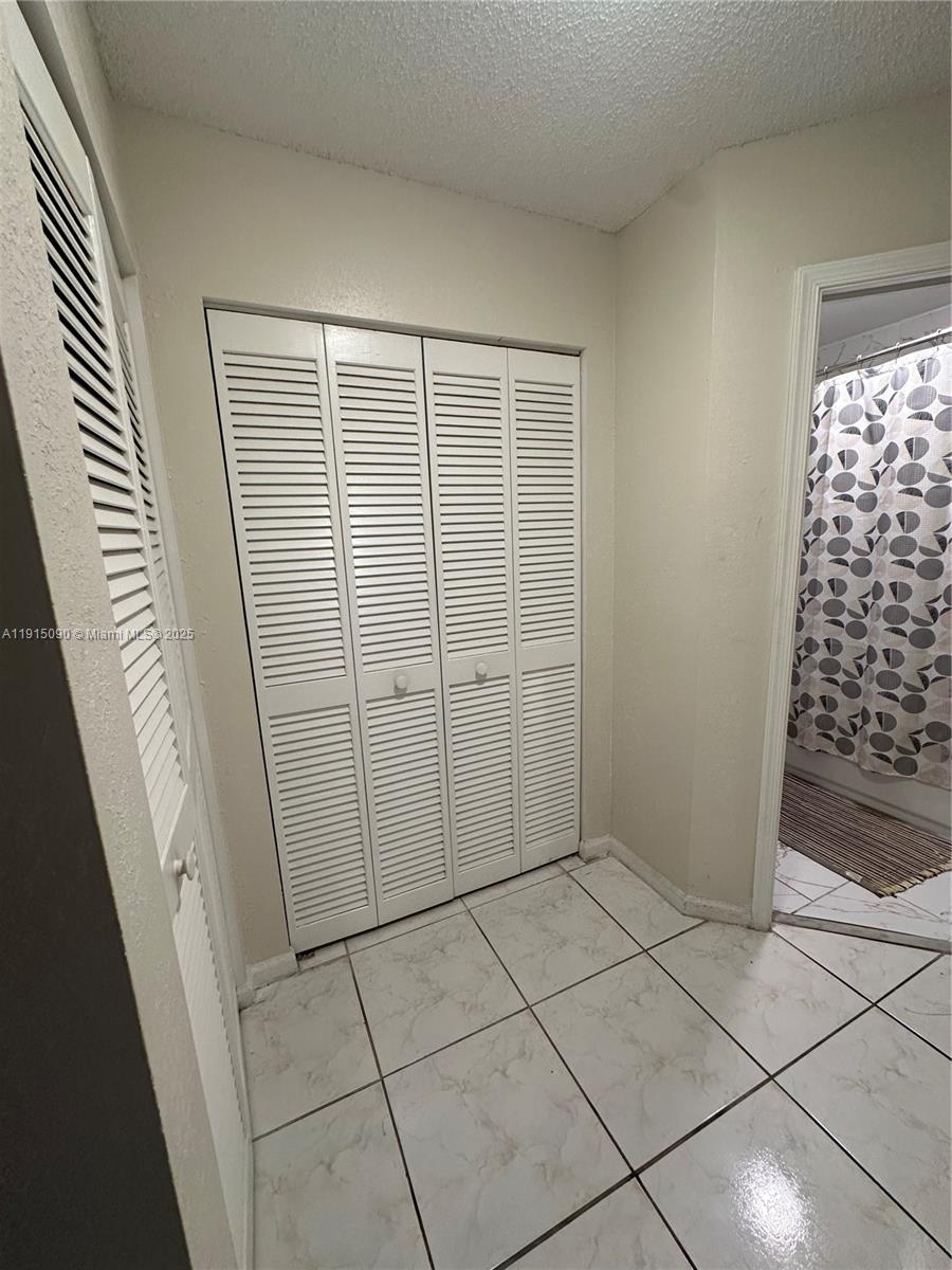 BOCA RIDGE PARK CONDO - Residential Lease