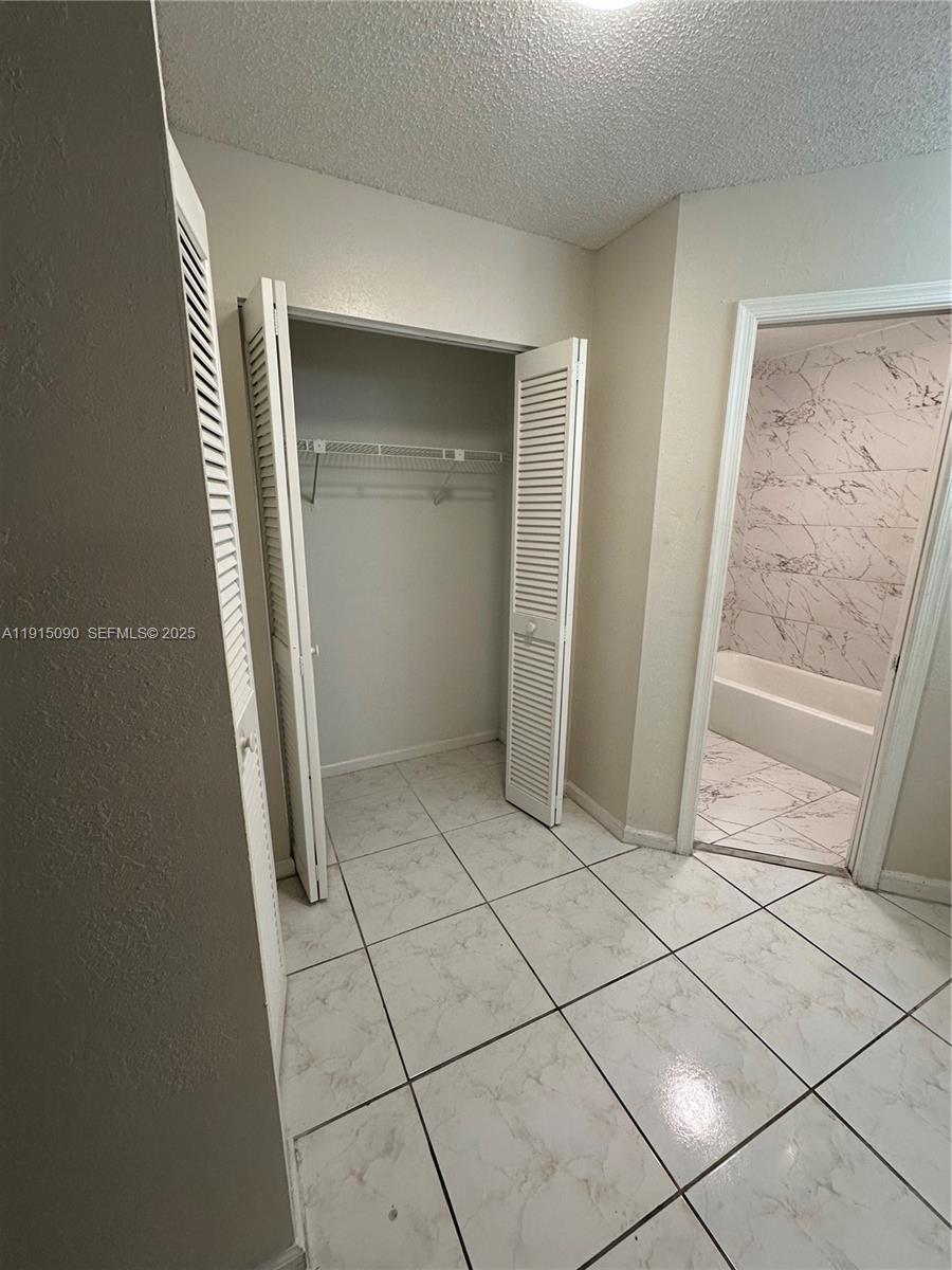 BOCA RIDGE PARK CONDO - Residential Lease