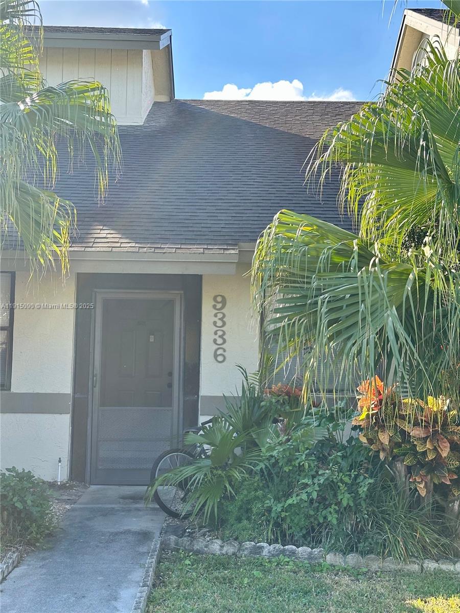 BOCA RIDGE PARK CONDO - Residential Lease