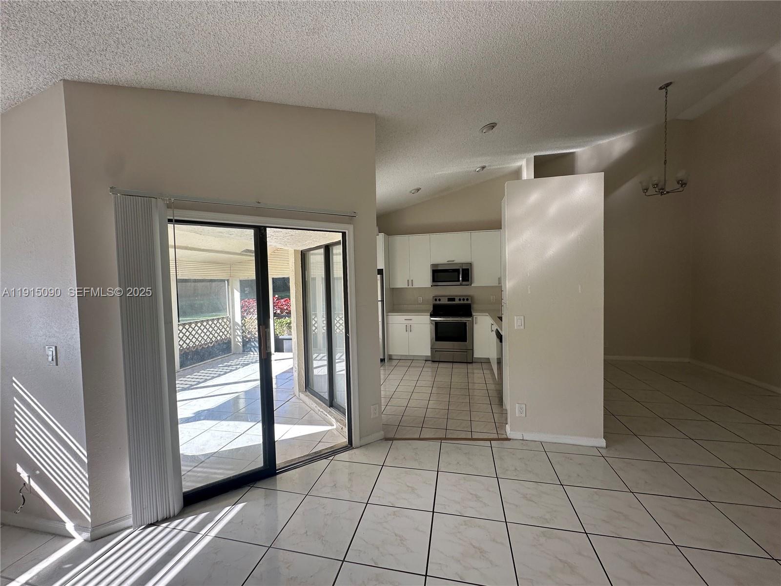 BOCA RIDGE PARK CONDO - Residential Lease