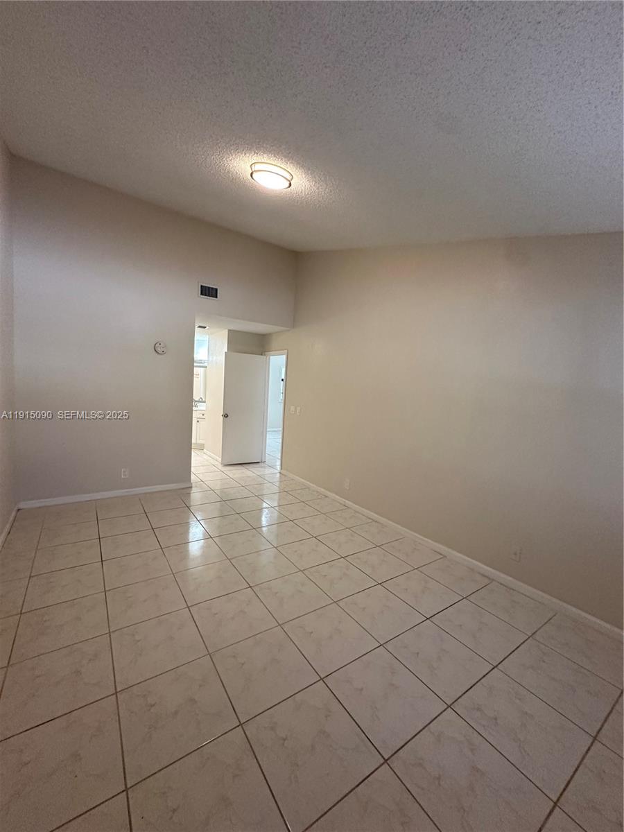BOCA RIDGE PARK CONDO - Residential Lease