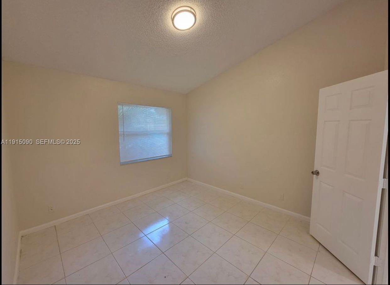 BOCA RIDGE PARK CONDO - Residential Lease