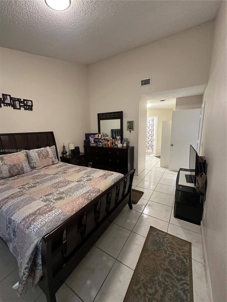 BOCA RIDGE PARK CONDO - Residential Lease