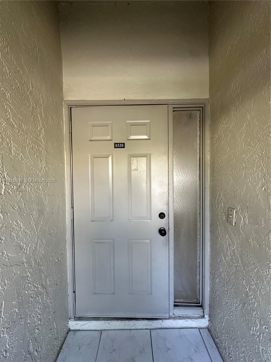 BOCA RIDGE PARK CONDO - Residential Lease