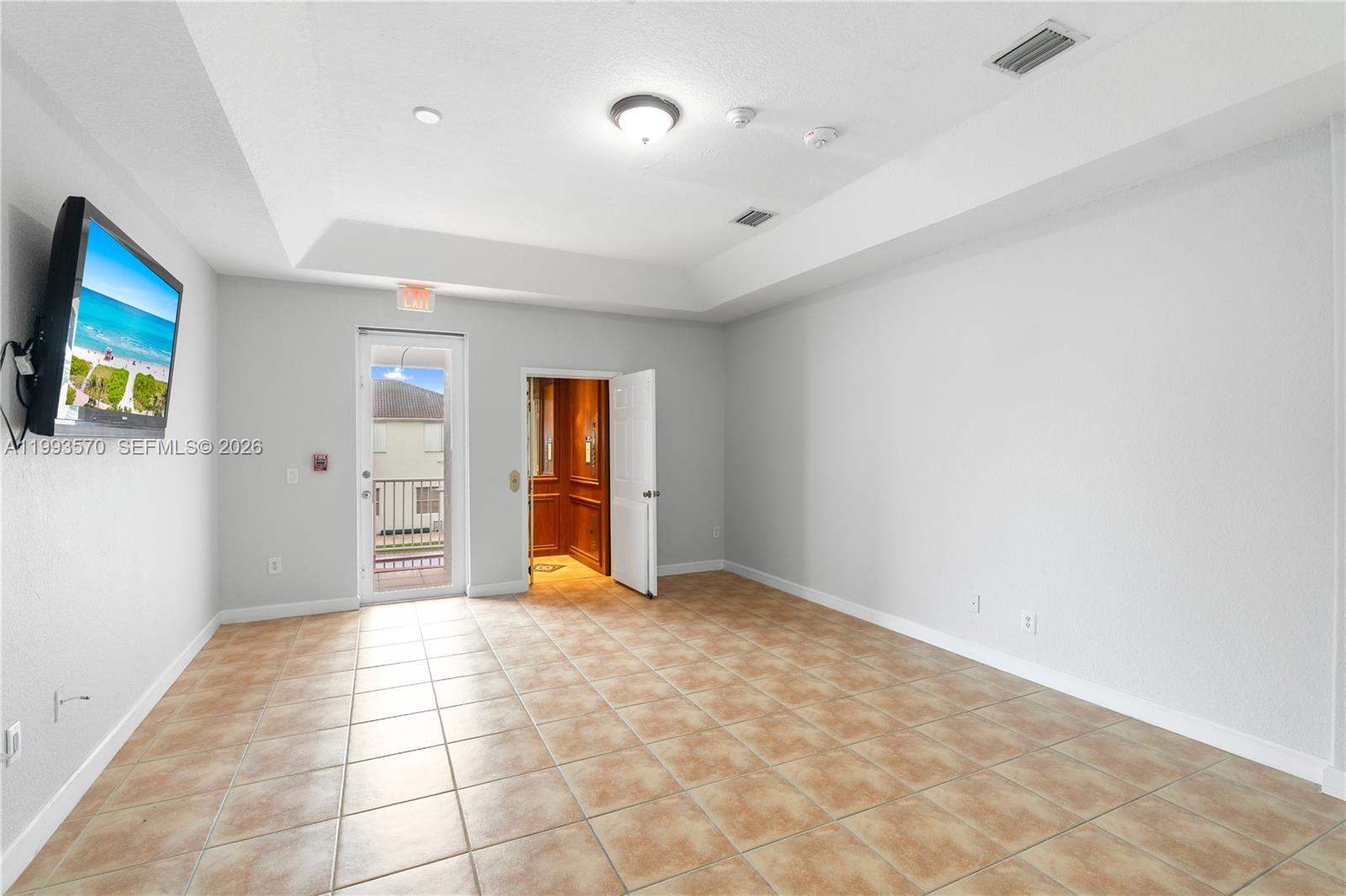 CENTURY GARDENS - Residential