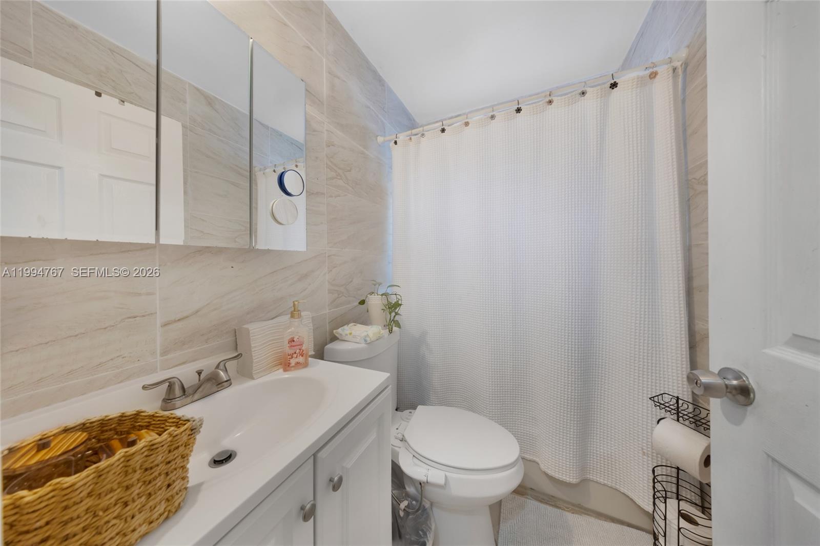 PORTLAND PLACE - Residential Income