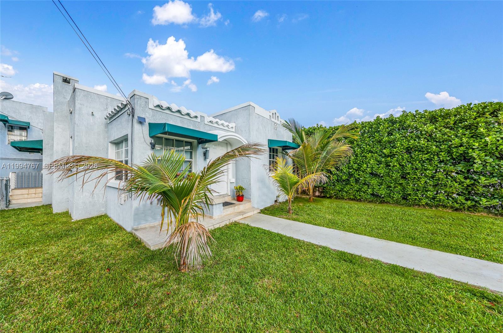 PORTLAND PLACE - Residential Income