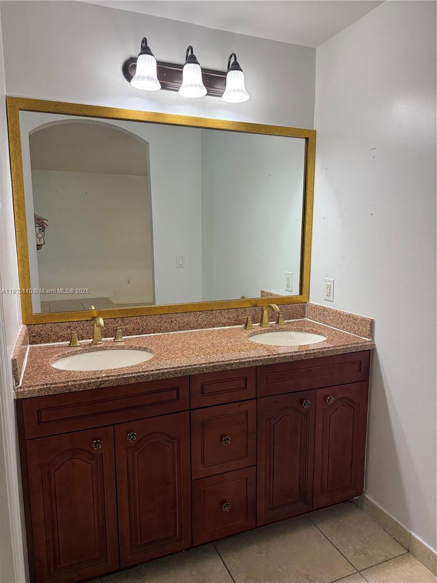 View photos, virtual tours, details... 5861 NW 201st Ln