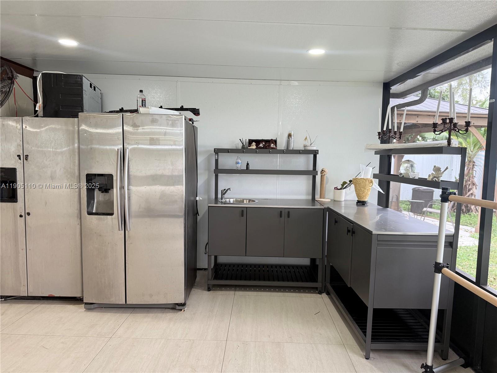 COUNTRY LAKE MANORS SEC 2 - Residential