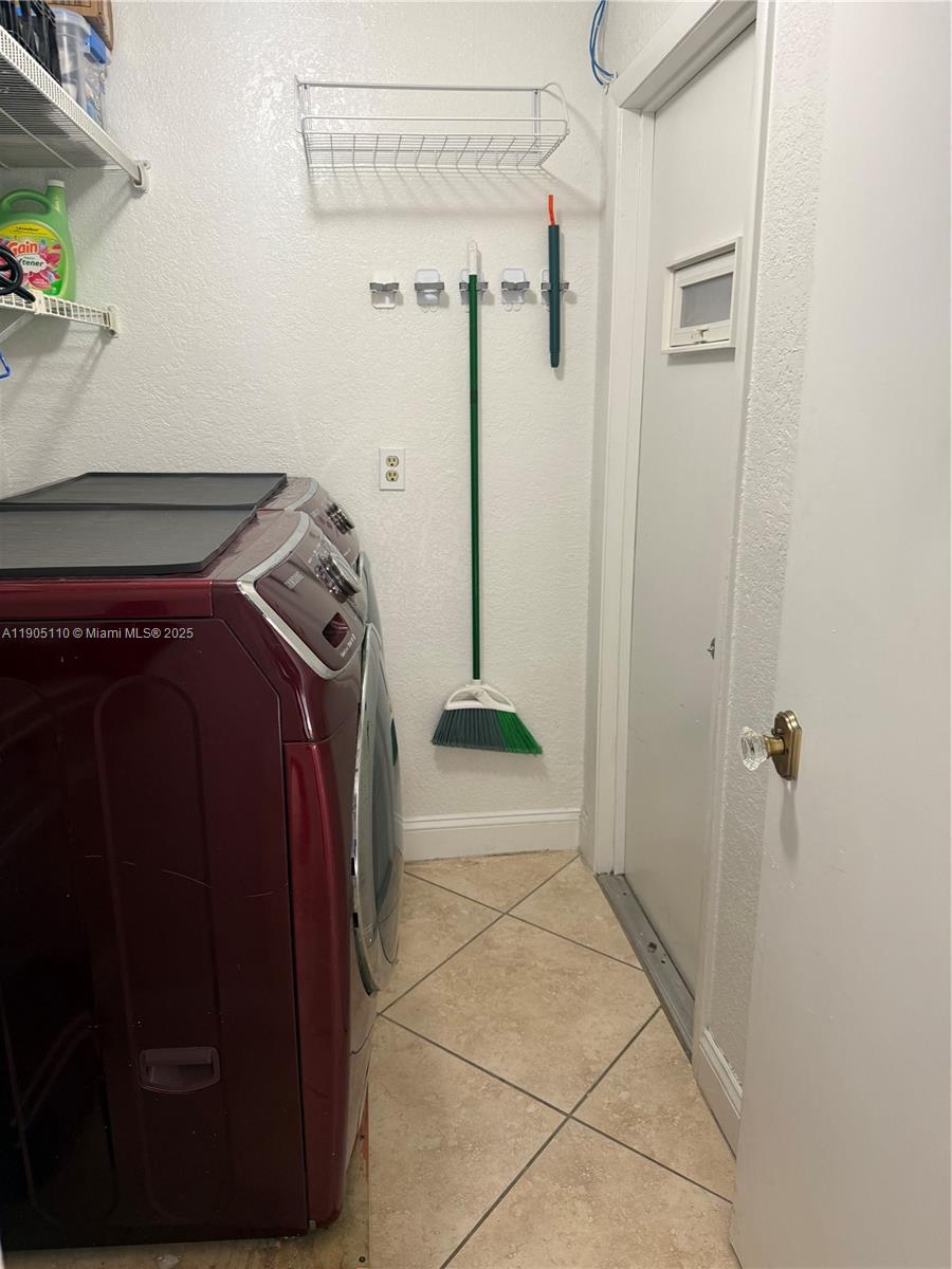 View photos, virtual tours, details... 5861 NW 201st Ln