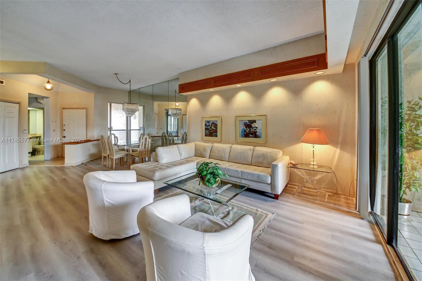 LA PAZ AT BOCA POINTE - Residential Lease