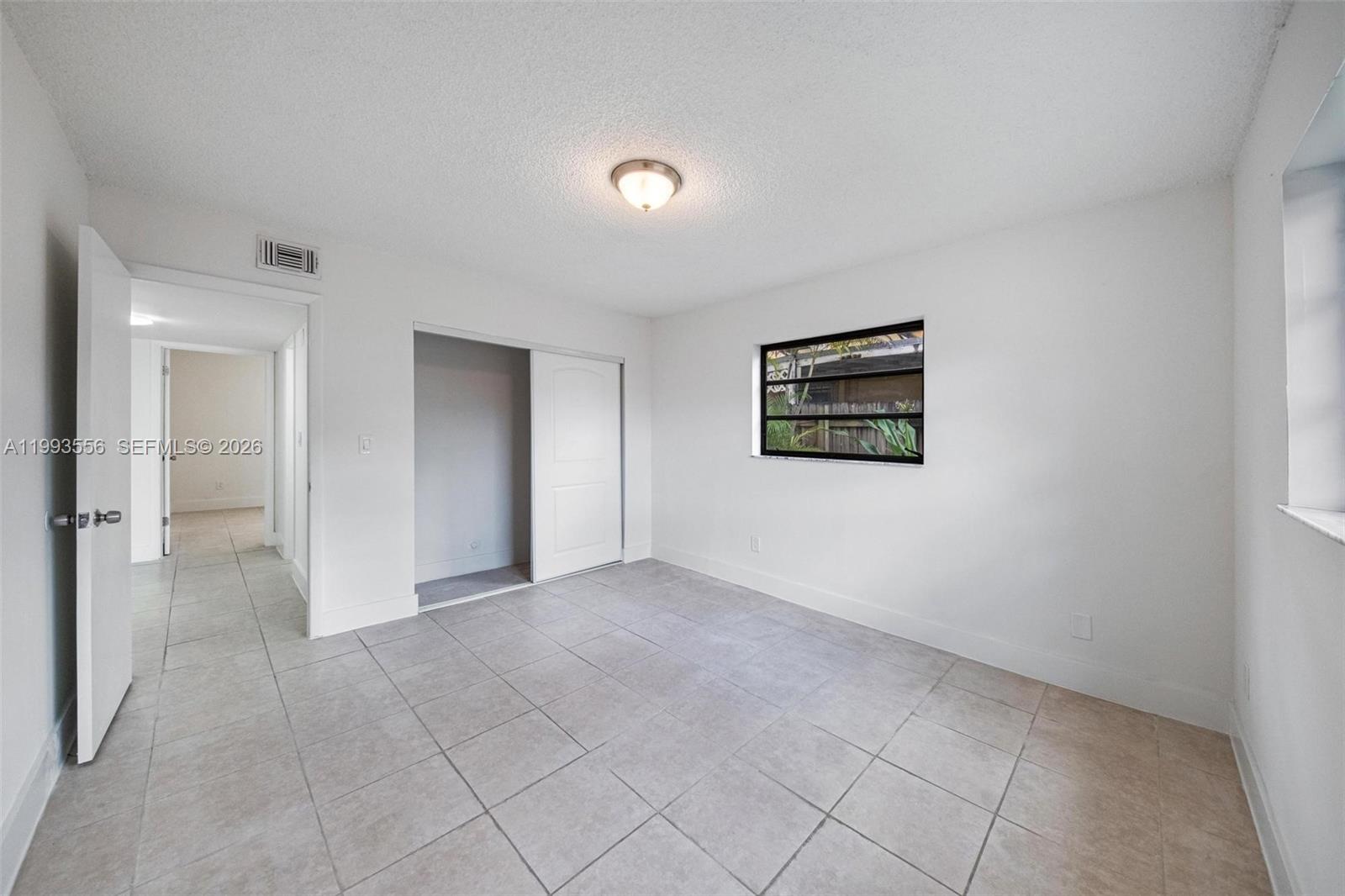 TWIN ROSE CONDO III 10/3 - Residential Lease