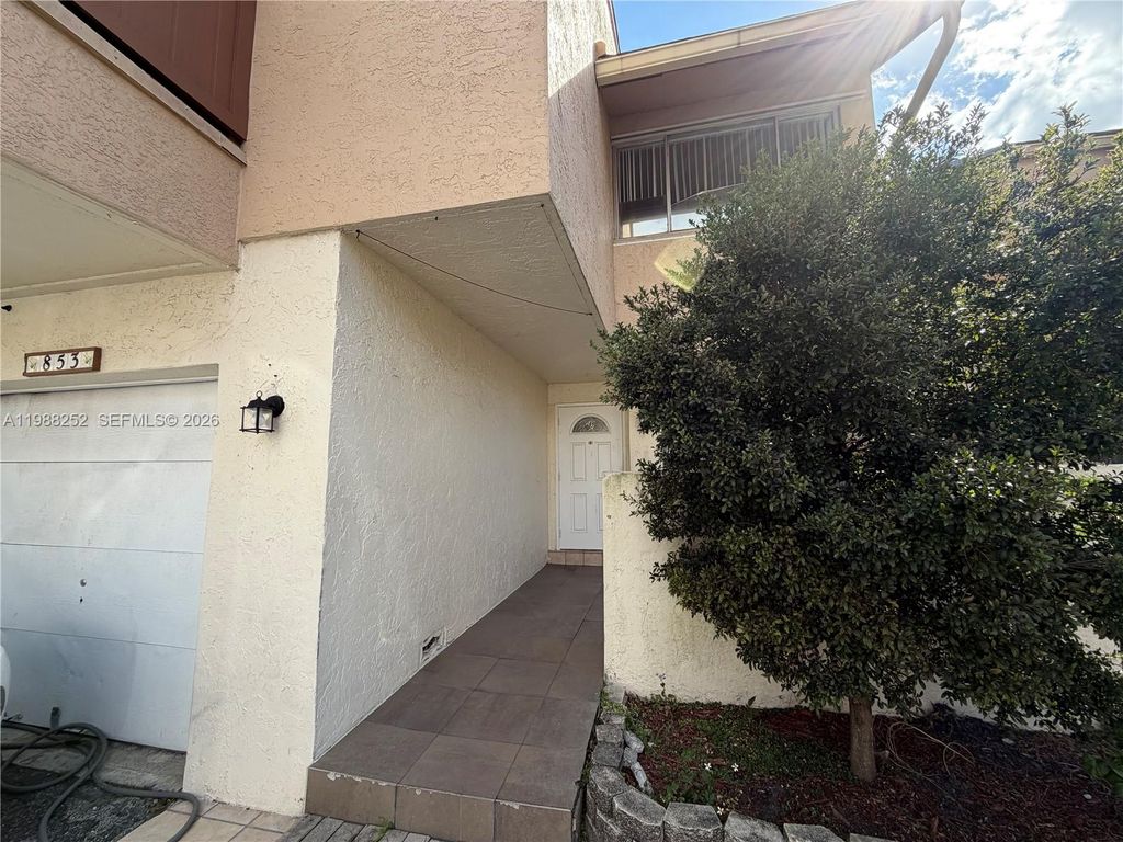 Photo of 853 NW 81st Ter #7, Plantation, FL 33324 (MLS # A11988252)