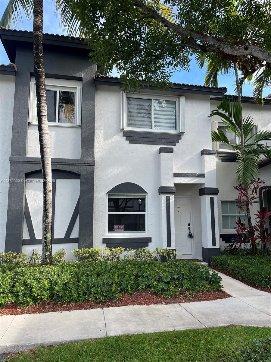 This spacious and stylish 2-story townhouse offers the perfect blend of comfort, convenience, and community living. Featuring 3 generously sized bedrooms, 2.5 modern bathrooms, and a private back patio, this home is ideal for families, professionals, or anyone looking for a cozy yet roomy place to live. The main floor is perfect for entertaining, with a living area that flows seamlessly into the dining space and kitchen. Upstairs, the bedrooms provide quiet retreats, including a primary suite with an en-suite bathroom and ample closet space. As a resident, you’ll also have full access to community amenities, making it easy to enjoy your downtime without going far. This townhouse is just minutes from Outlets and supermarkets, restaurants, schools, Baptist Hospital, Homestead Base and parks.