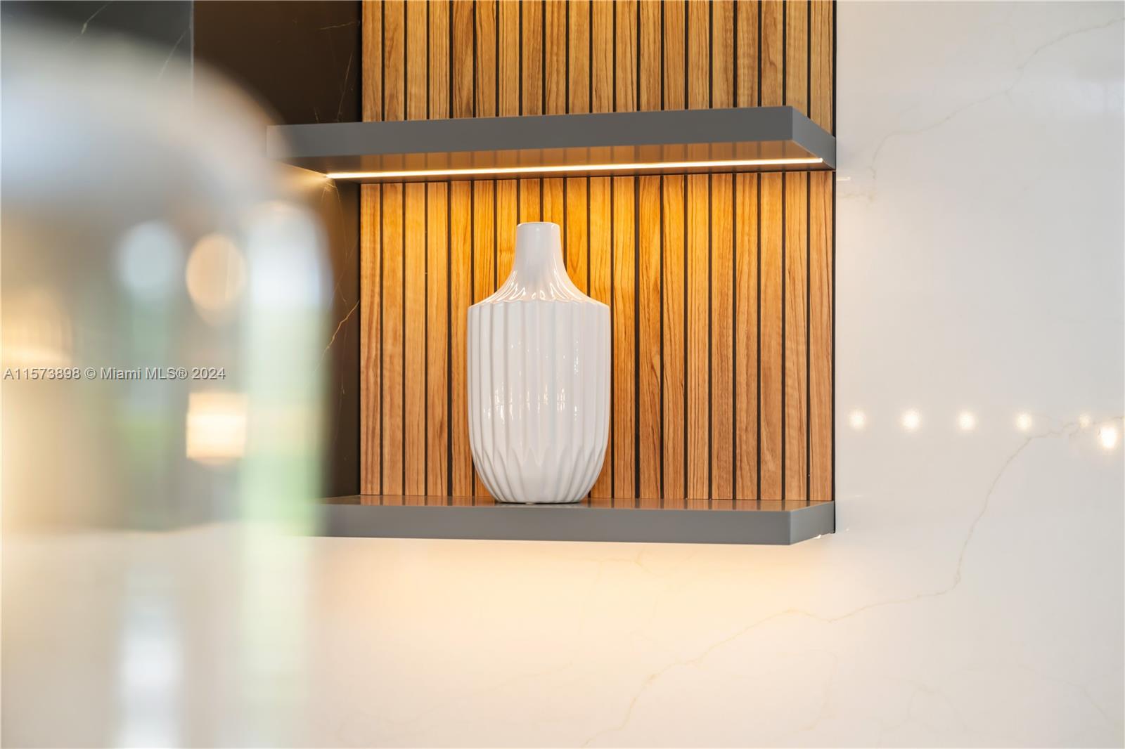 BRICKELL ESTATES - Residential