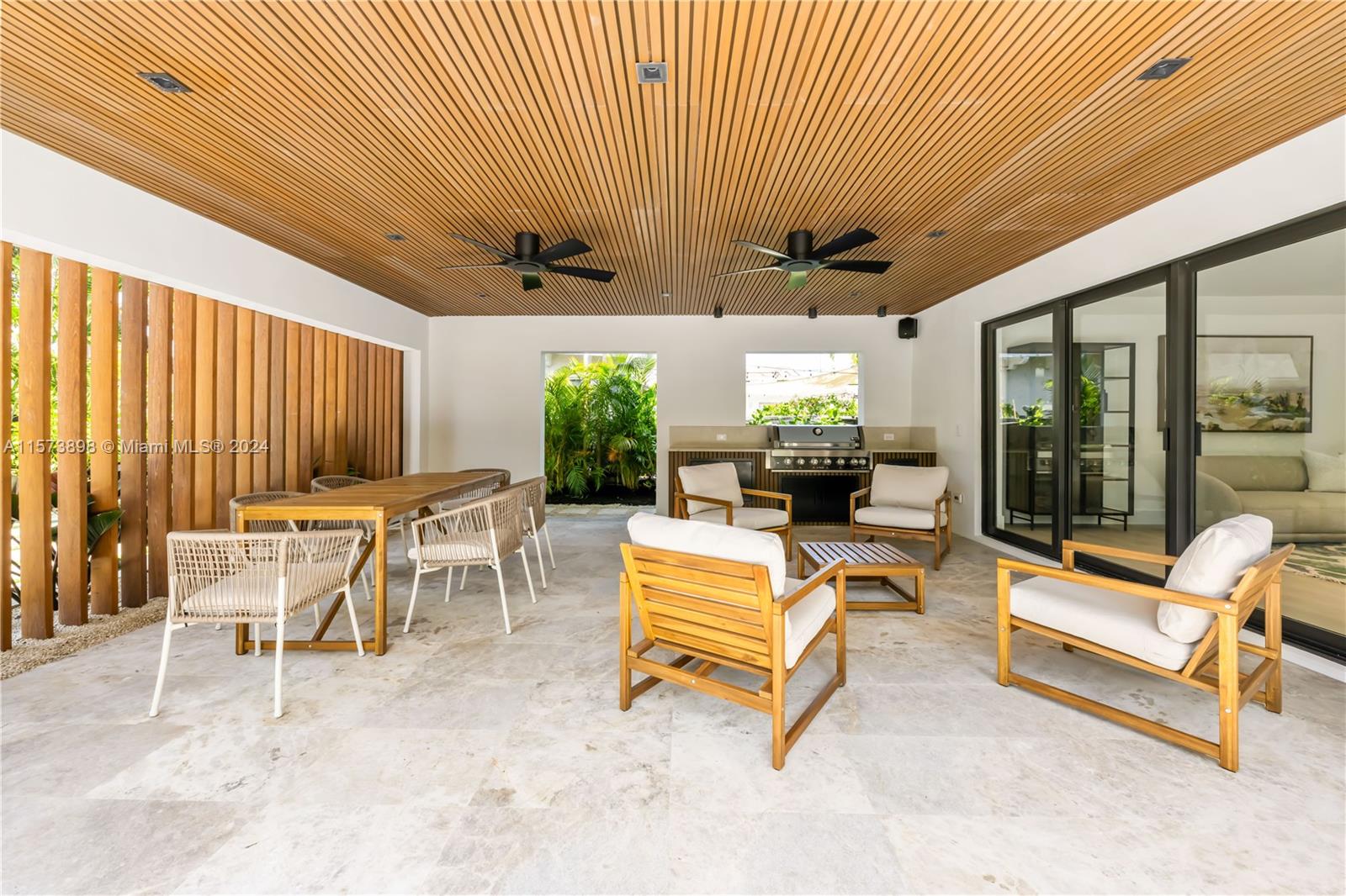 BRICKELL ESTATES - Residential