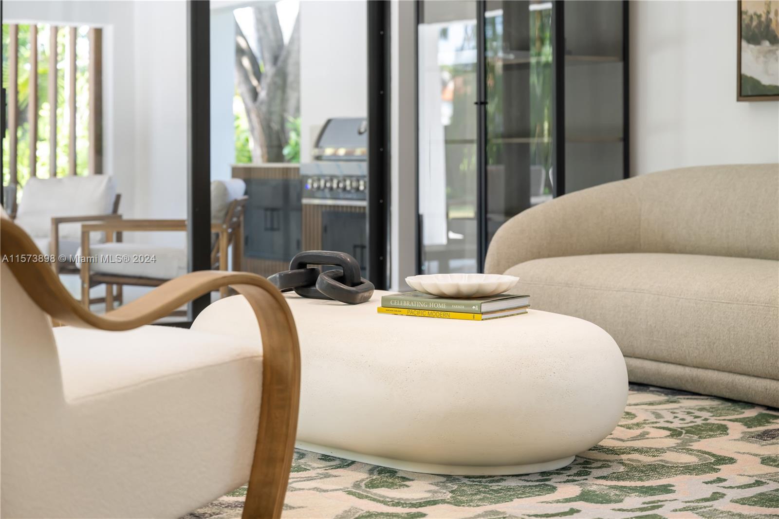 BRICKELL ESTATES - Residential