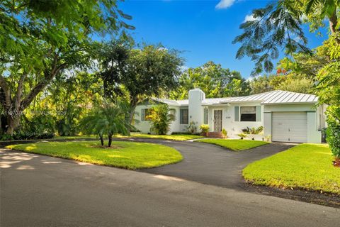 430 NE 52nd Ter Miami FL 33137